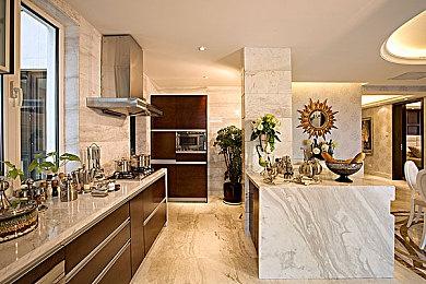 《冰箱是红色的》登陆Steam 复古风恐怖悬疑新游